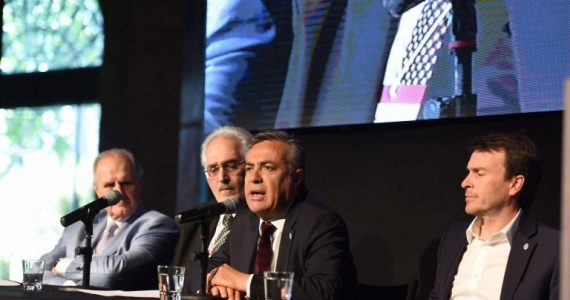 Alfredo Cornejo en el Congreso Nacional de Contadurías