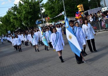 Desfile Escolar Civico Militar Tupungato
