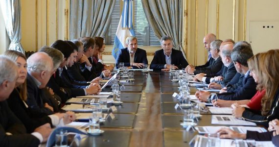 En busca del acuerdo fiscal, Macri recibe a los gobernadores