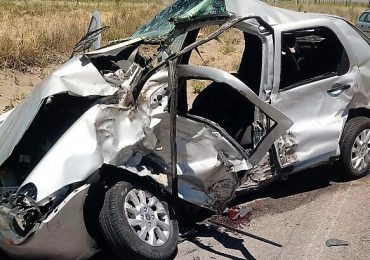 Así quedó el vehiculo que era ocupado por los turistas