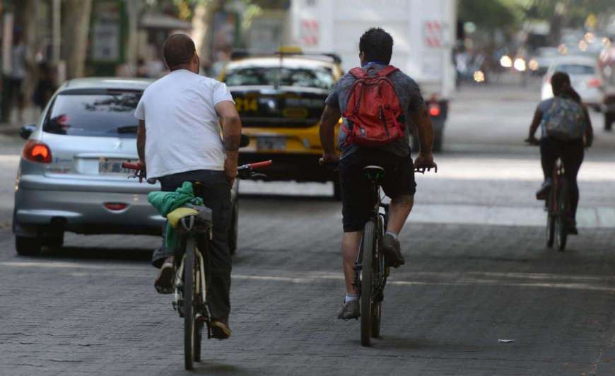Ley de tránsito: se multará a ciclistas