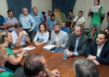 Paritarias: el Gobierno continúa las reuniones con los gremios estatales