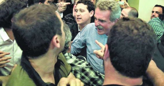 Golpes e insultos en el debate por la reforma jubilatoria