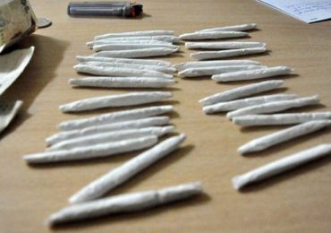 Encontraron Marihuana escondida entre sus prendas