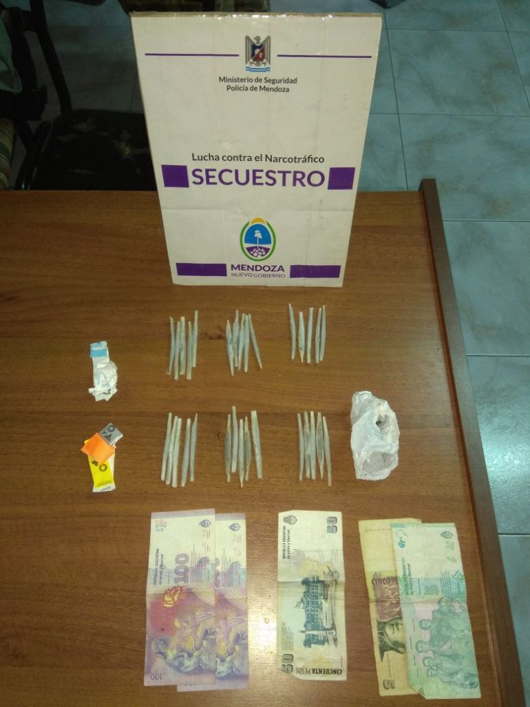 Un joven de 19 años fue detenido en Tunuyán con 30 cigarrillos de marihuana
