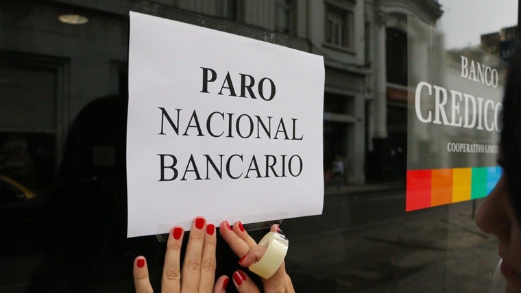 La Bancaria busca meter presión con un paro