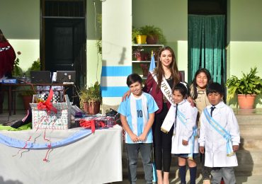 Entrega de material de la Virreina de la Vendmia-Tgto