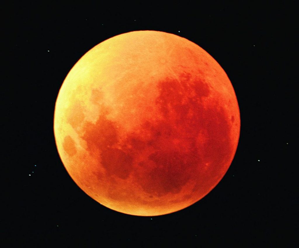 El viernes habrá un eclipse total de Luna y se podrá ver en Mendoza