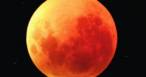 El viernes habrá un eclipse total de Luna y se podrá ver en Mendoza