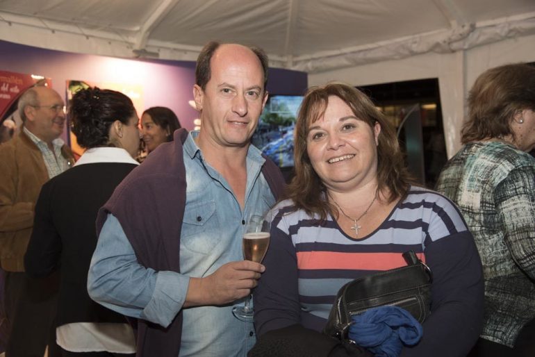 Gustavo Soto junto a Liza Cendoya