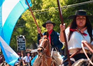 Desfile 160º Aniv. de Tgto