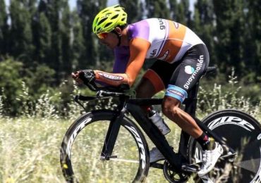 Luego de imponerse en la etapa matinal, el “Lobito” se mantuvo en el pelotón por la tarde. Prensa / ACM