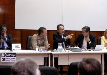 Ernesto Mancinelli, Jorge Teves y Marcelo Rubio, presidentes de las comisiones que estudian cambios en la minería.