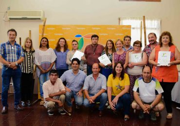 Entrega de subsisidos a Emprendedores de Tgto9