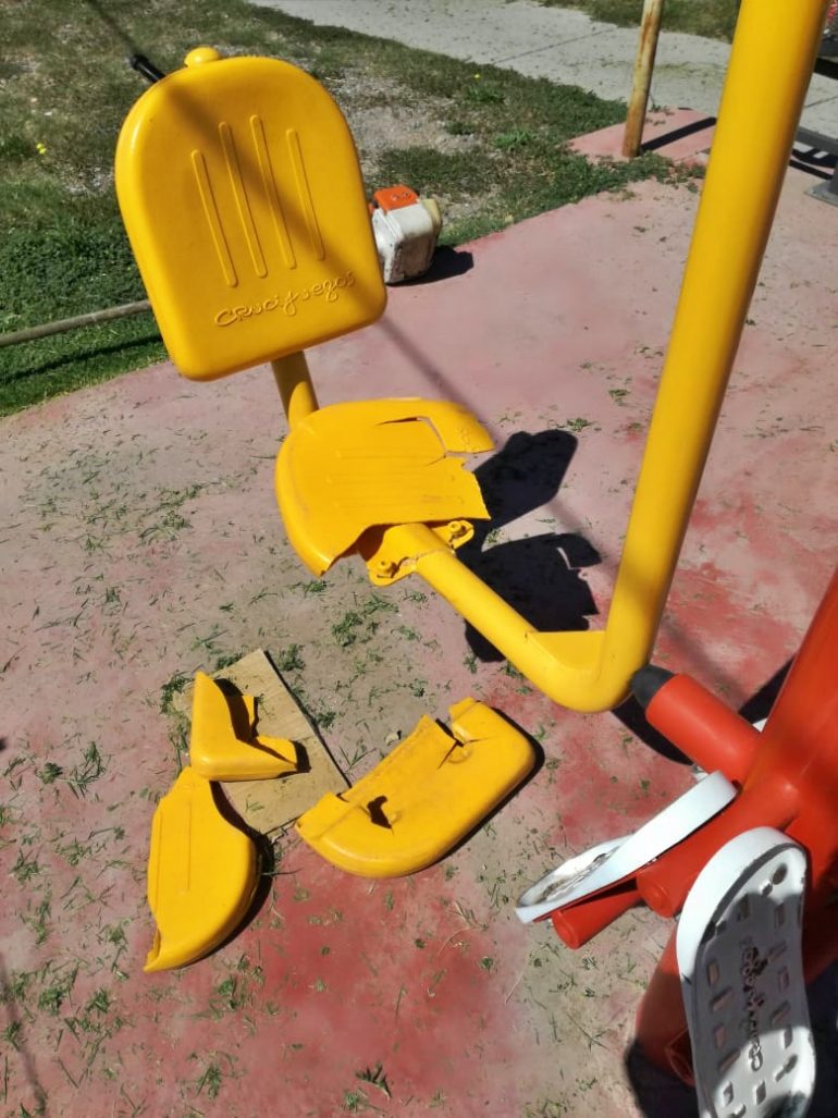 Vandalismo en Pistas de Salud Tgto
