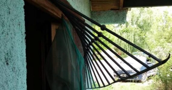 Ladrones rompieron las rejas y accedieron a la casa.