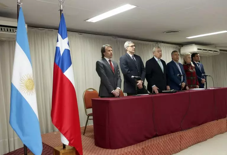 Cornejo anunció una nueva obra en el Paso Internacional Cristo Redentor